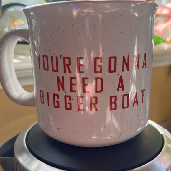 JAWS Shark 🦈 20oz MUG (NEW with Tag) - Picture 3 of 11